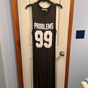 Hunter Green maxi dress w/99 problems…